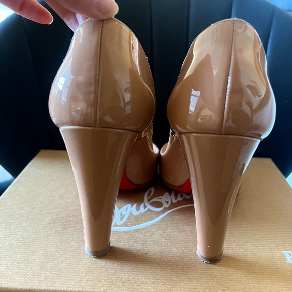 ❗️ON SALE ❗️Christian Louboutin Heels 👠 - Picture 7 of 7